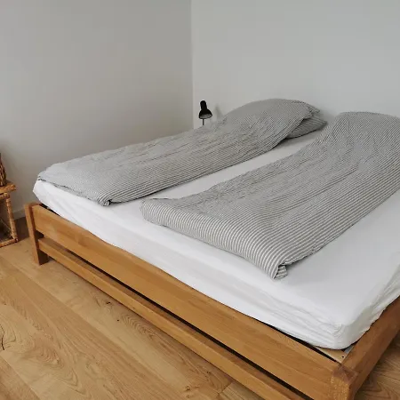Rikke Og Franks Svineri 4*